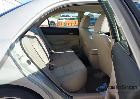 2005 Mazda Mazda6 I Base z USA, uszkodzony, nr VIN 1YVHP80C455M58345